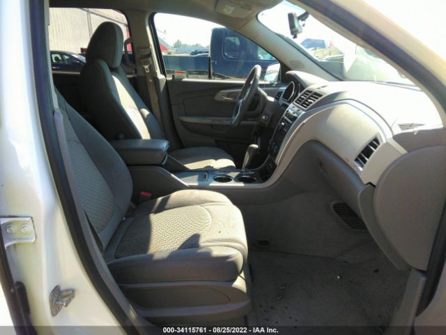 Photo 4 VIN: 1GNKVFED3CJ407258 - CHEVROLET TRAVERSE 