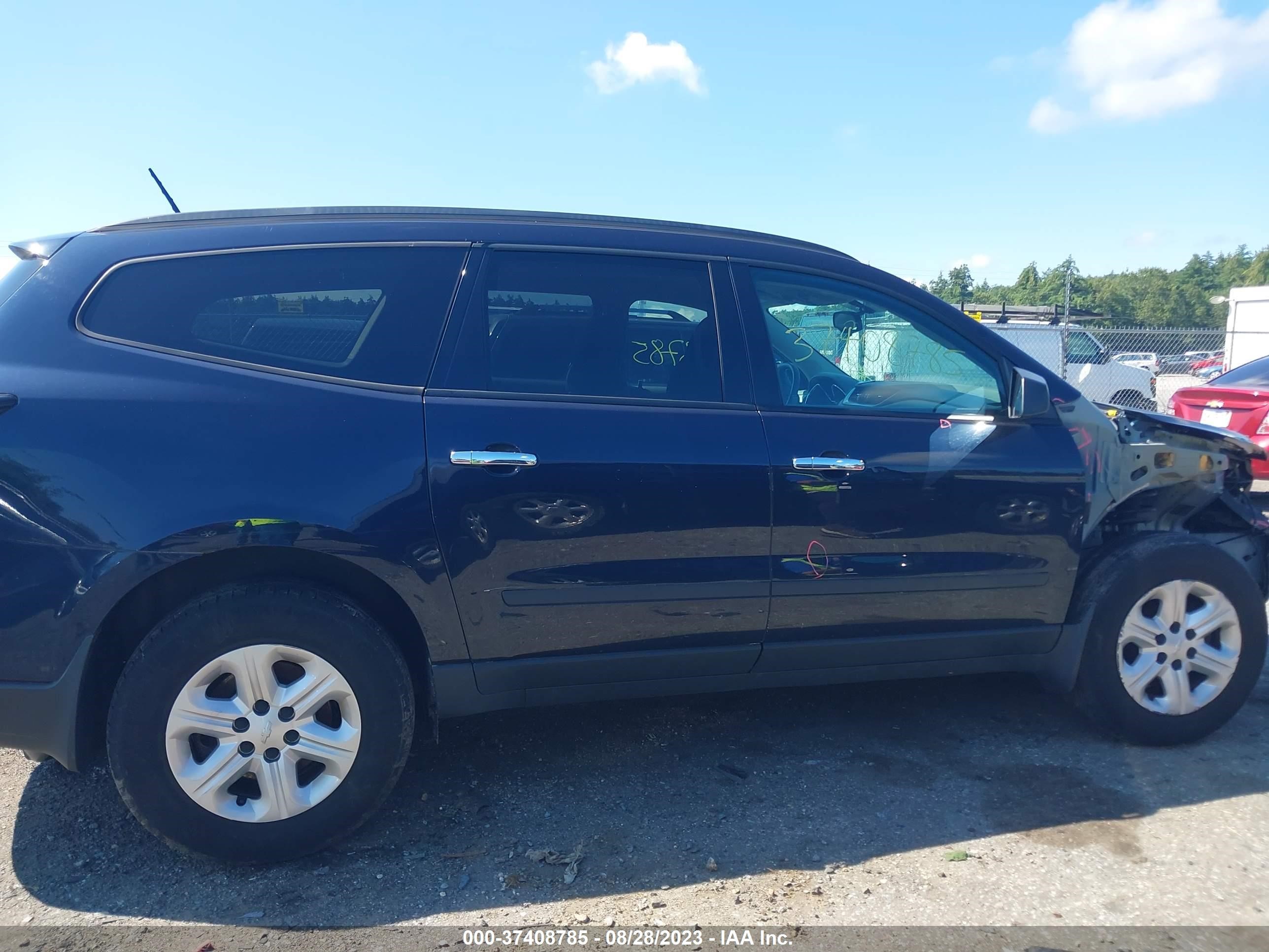 Photo 12 VIN: 1GNKVFED4HJ297117 - CHEVROLET TRAVERSE 