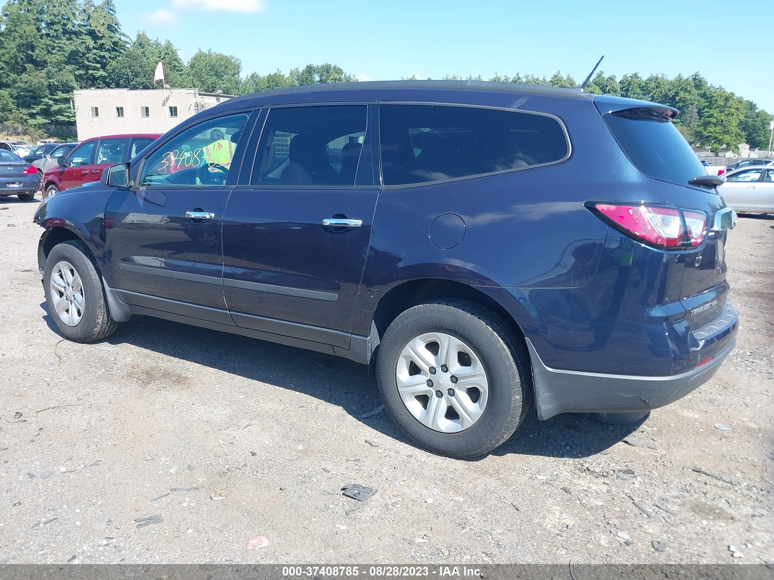 Photo 2 VIN: 1GNKVFED4HJ297117 - CHEVROLET TRAVERSE 