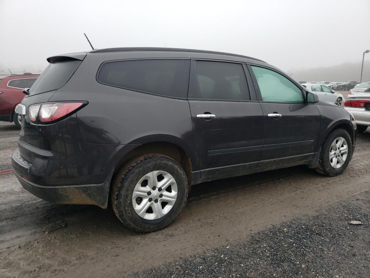 Photo 2 VIN: 1GNKVFED5HJ203133 - CHEVROLET TRAVERSE 