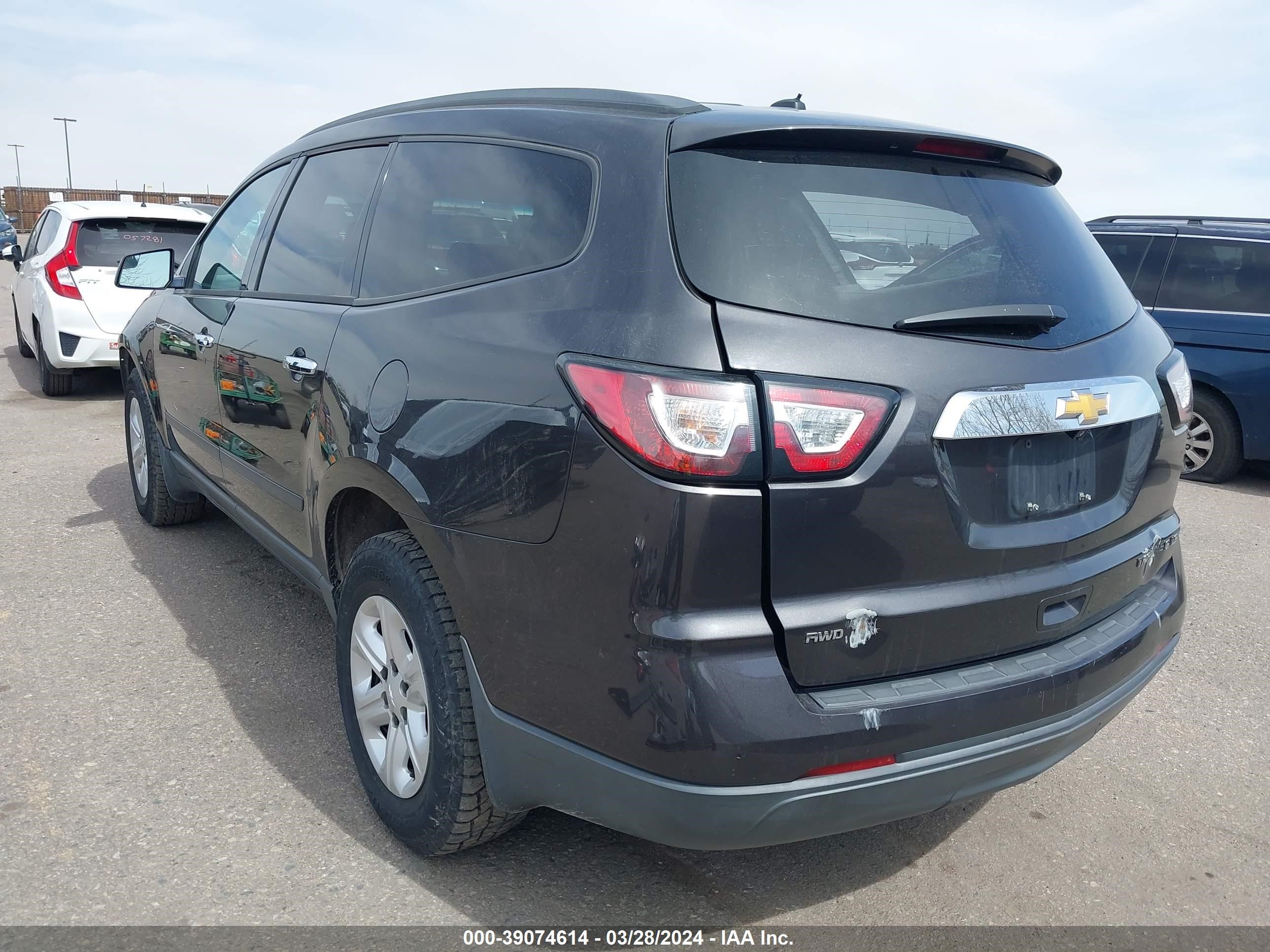 Photo 2 VIN: 1GNKVFKD7DJ231417 - CHEVROLET TRAVERSE 