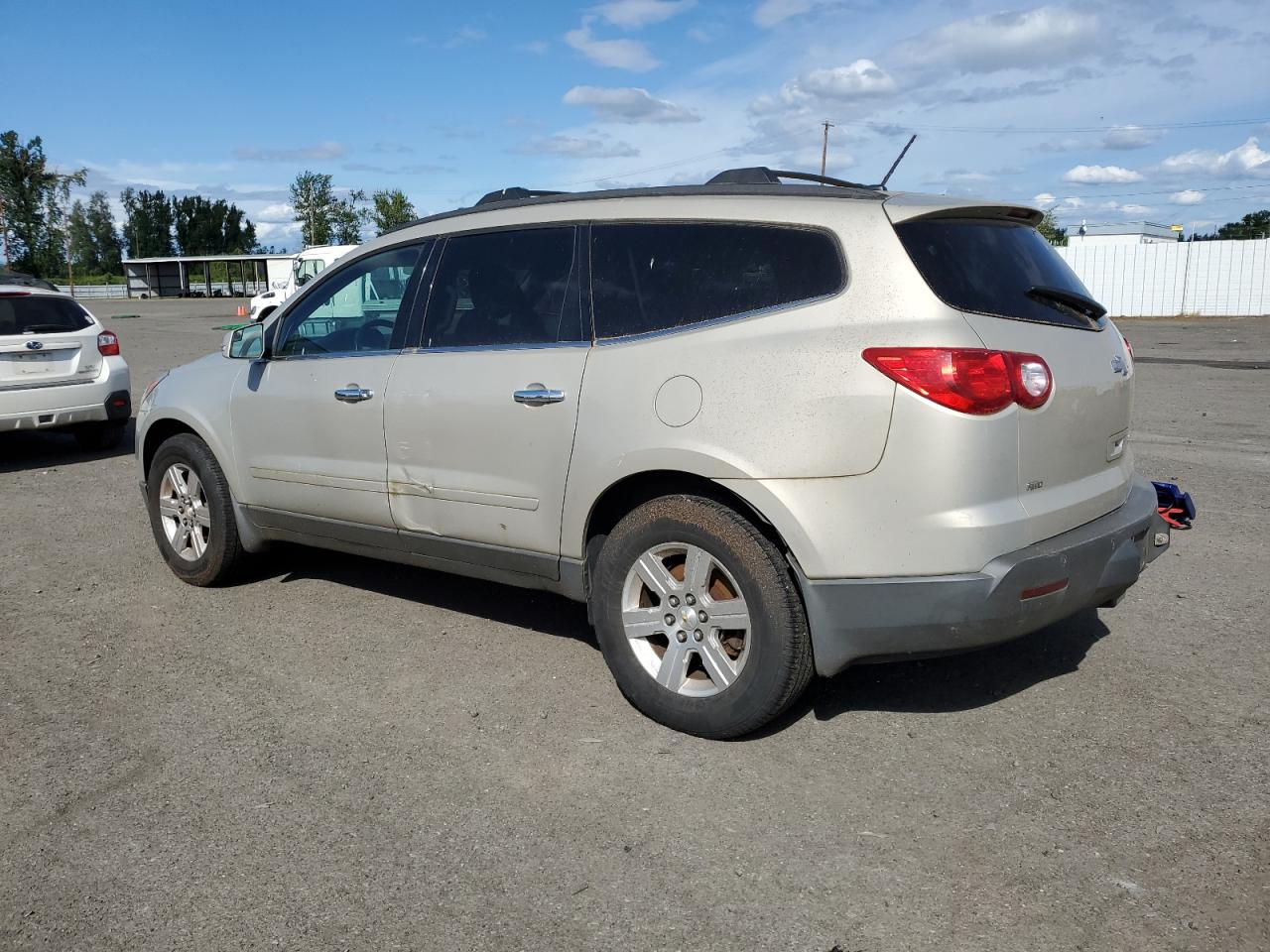 Photo 1 VIN: 1GNKVGED2BJ402296 - CHEVROLET TRAVERSE 