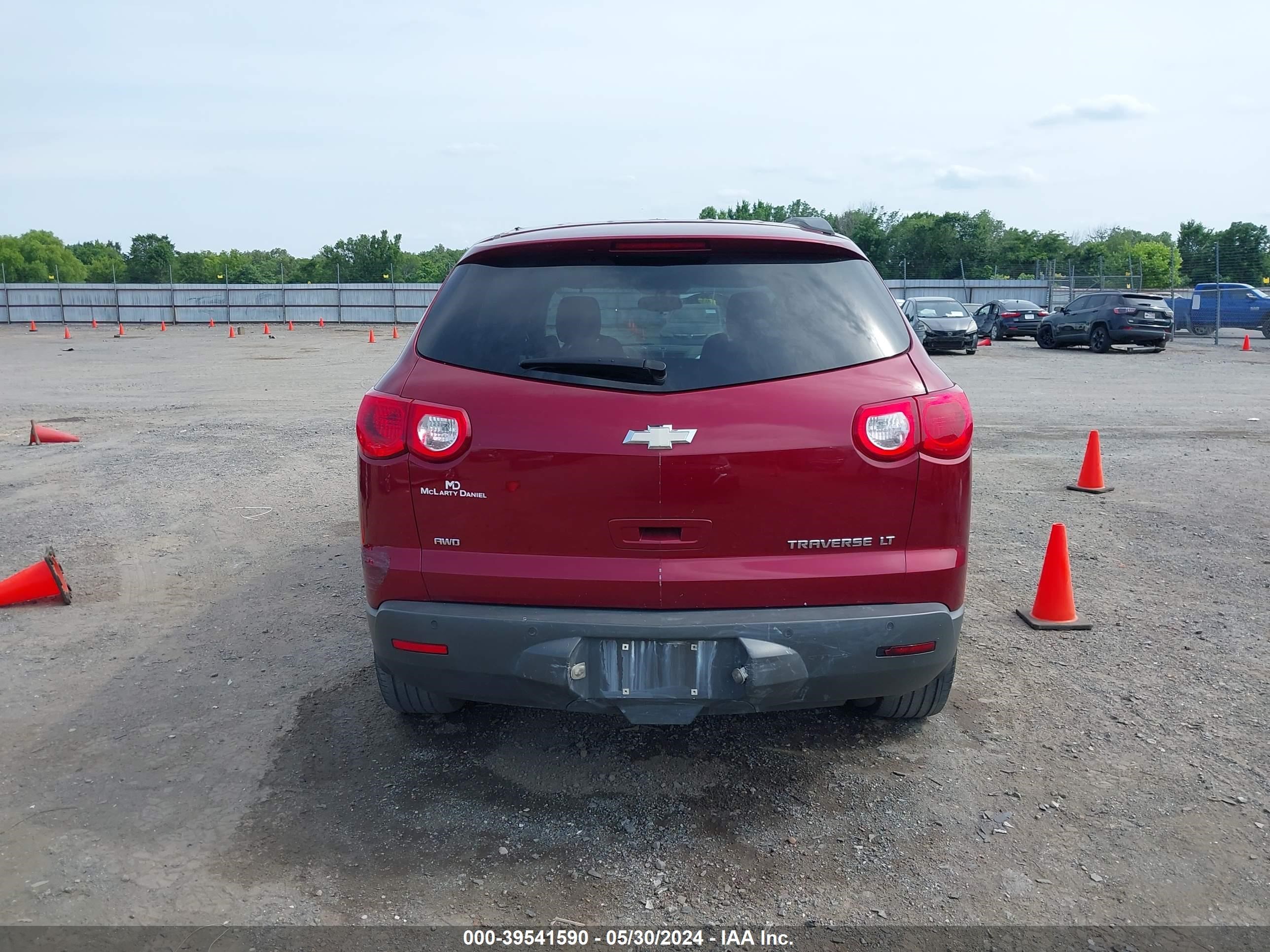 Photo 14 VIN: 1GNKVGED4BJ101254 - CHEVROLET TRAVERSE 