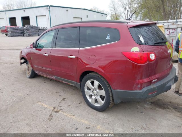 Photo 2 VIN: 1GNKVGED7BJ102737 - CHEVROLET TRAVERSE 