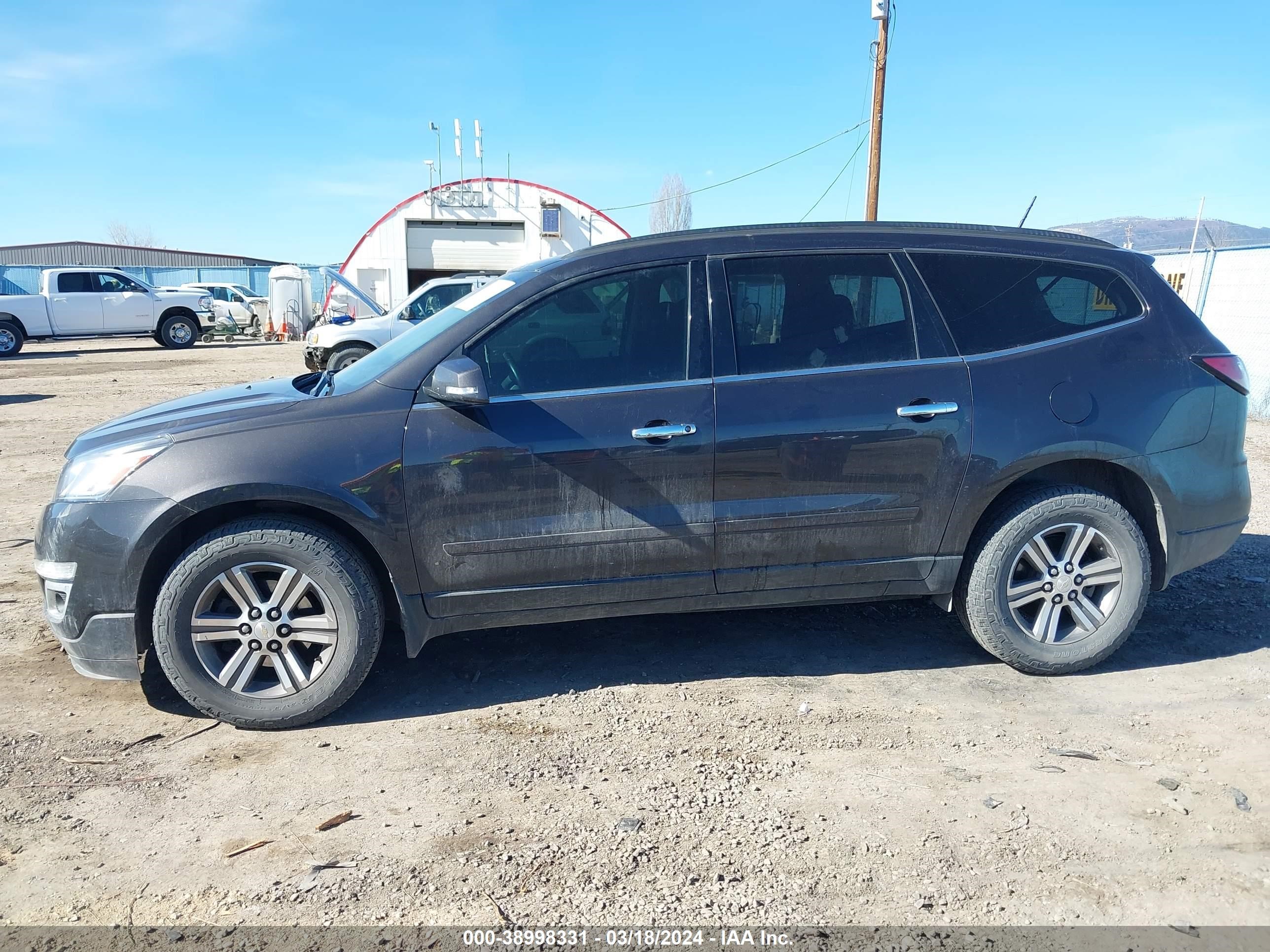 Photo 13 VIN: 1GNKVGKD2GJ313856 - CHEVROLET TRAVERSE 