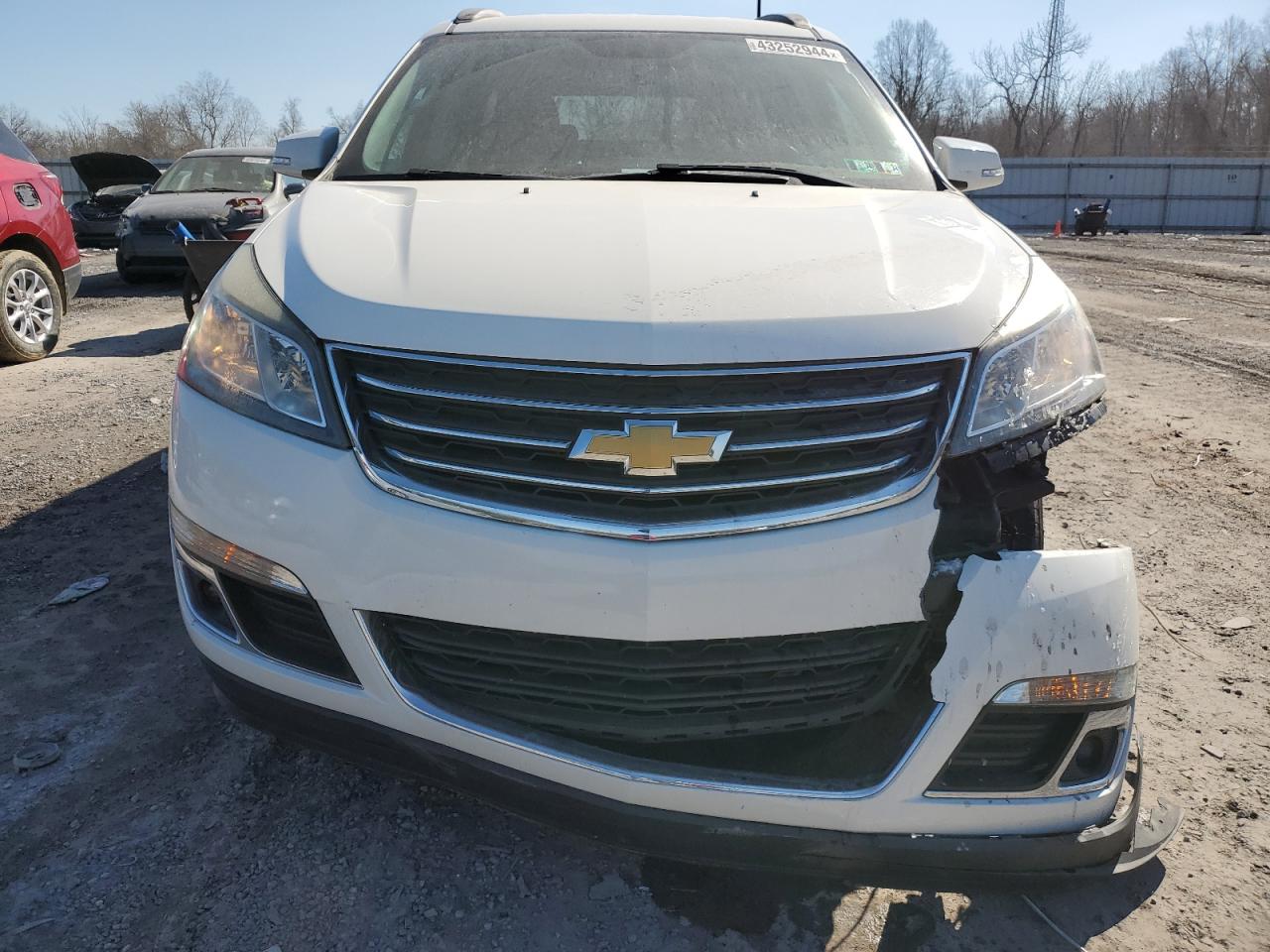 Photo 4 VIN: 1GNKVGKD3EJ111914 - CHEVROLET TRAVERSE 