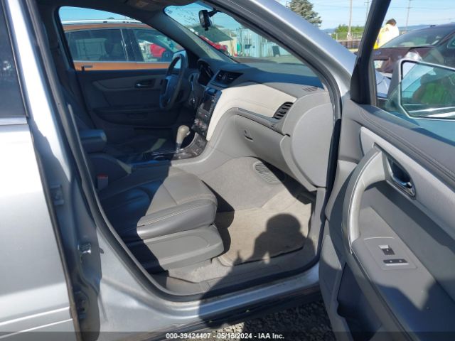 Photo 4 VIN: 1GNKVGKD4FJ277862 - CHEVROLET TRAVERSE 