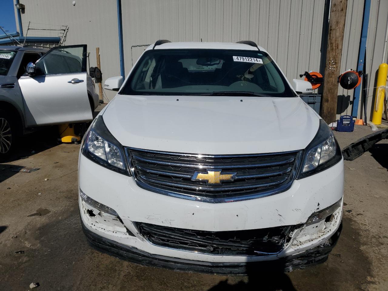 Photo 4 VIN: 1GNKVGKD5GJ304858 - CHEVROLET TRAVERSE 