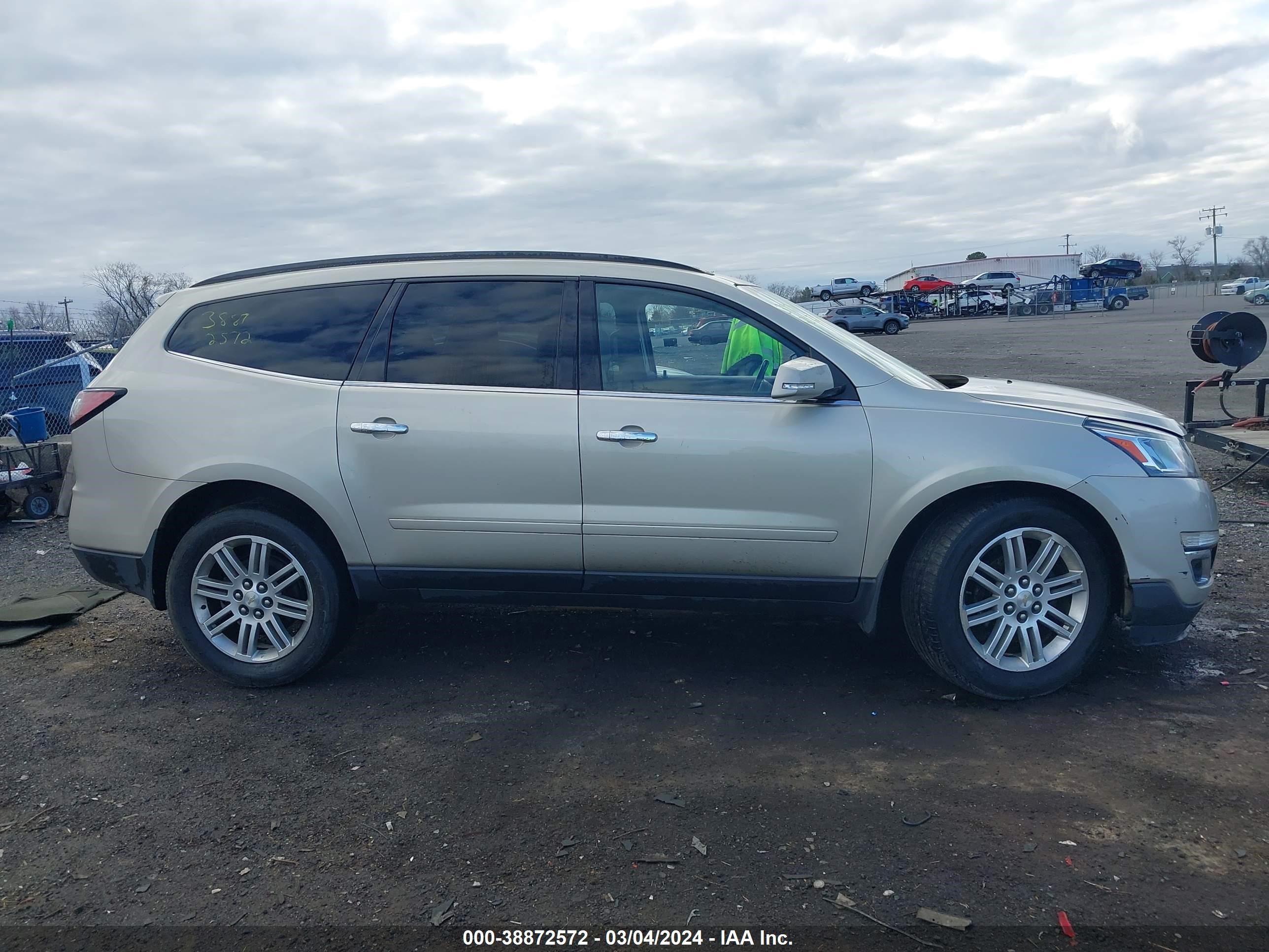 Photo 13 VIN: 1GNKVGKD7DJ135115 - CHEVROLET TRAVERSE 