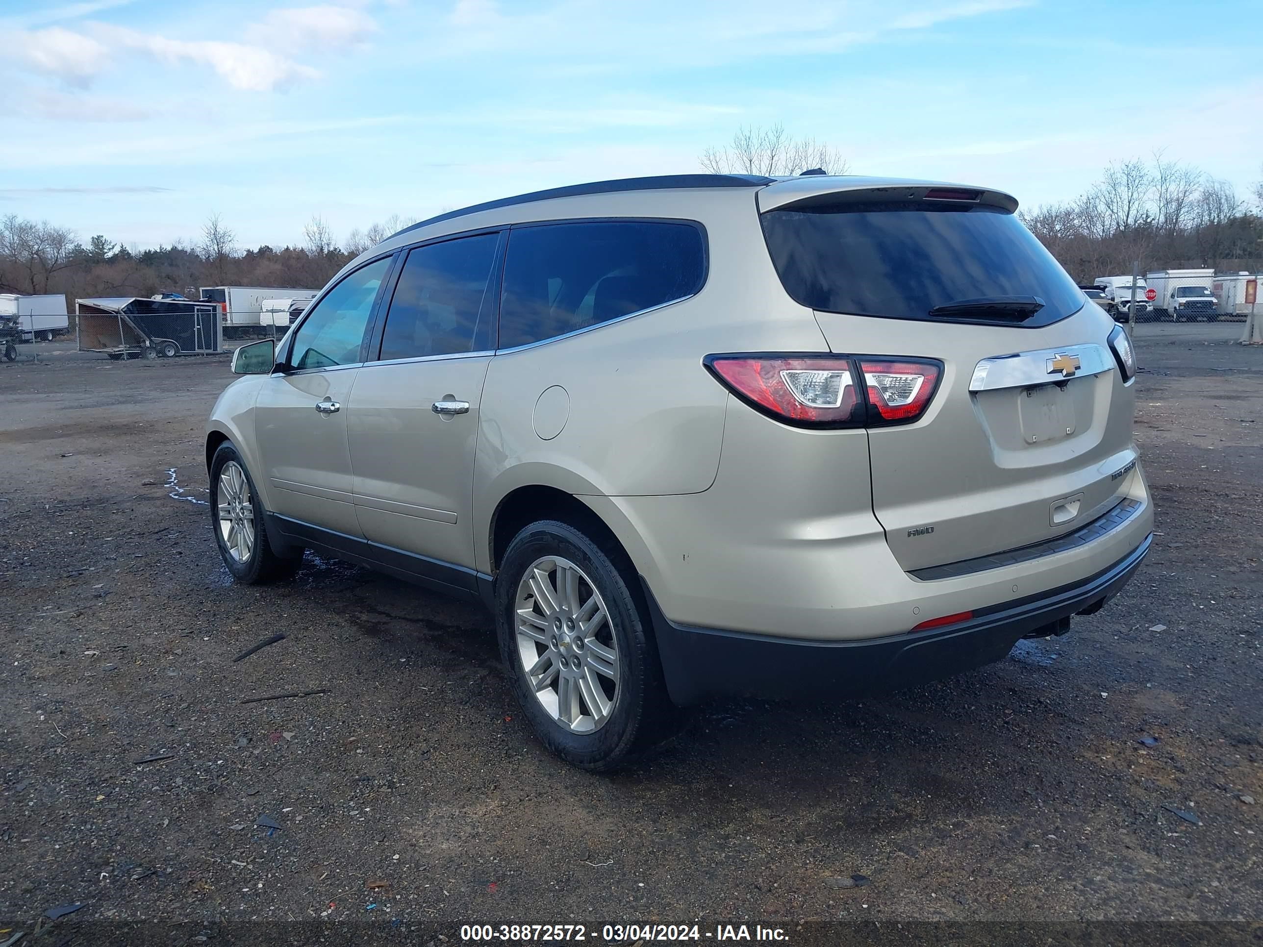 Photo 2 VIN: 1GNKVGKD7DJ135115 - CHEVROLET TRAVERSE 