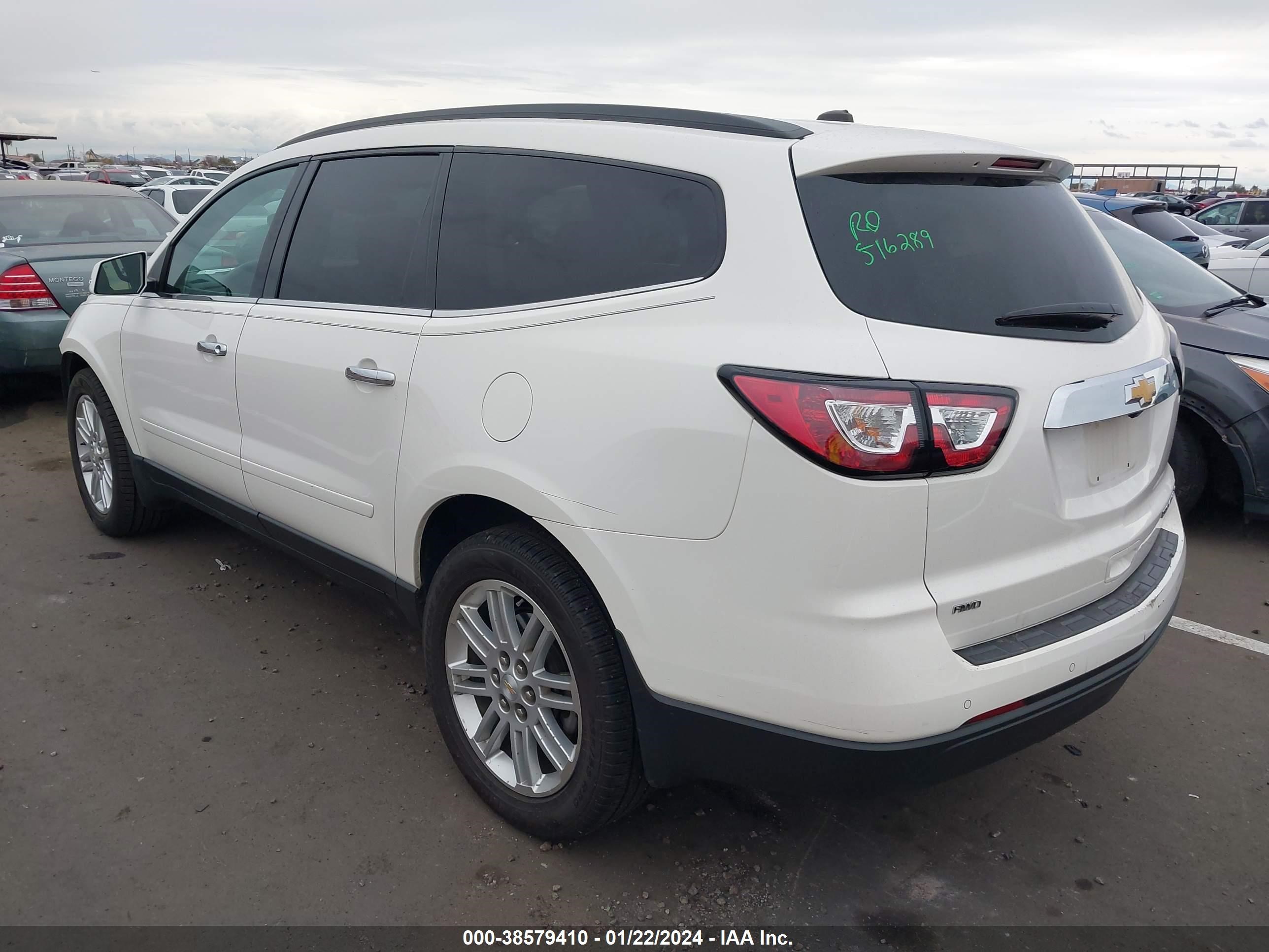 Photo 2 VIN: 1GNKVGKD7FJ184625 - CHEVROLET TRAVERSE L 