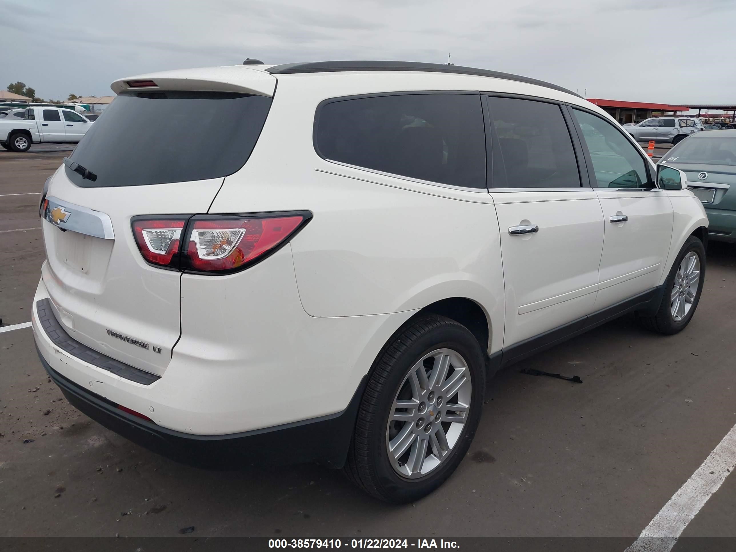 Photo 3 VIN: 1GNKVGKD7FJ184625 - CHEVROLET TRAVERSE L 