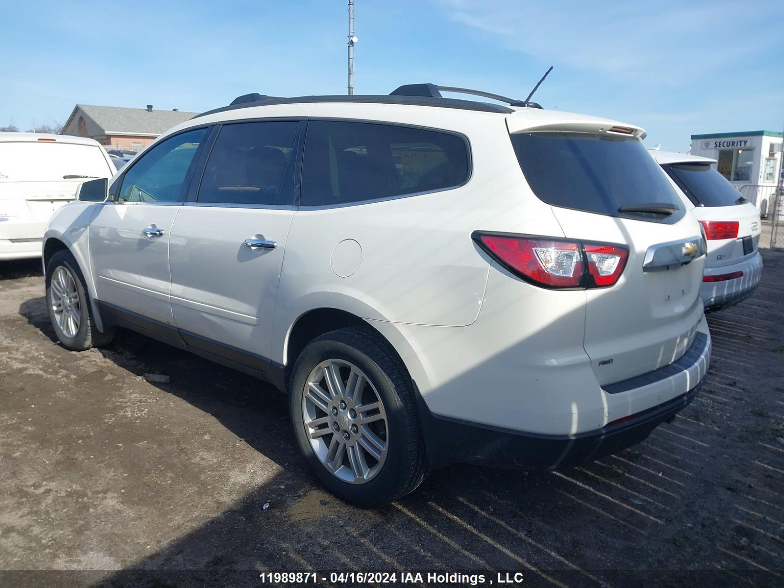 Photo 2 VIN: 1GNKVGKD7FJ304696 - CHEVROLET TRAVERSE 