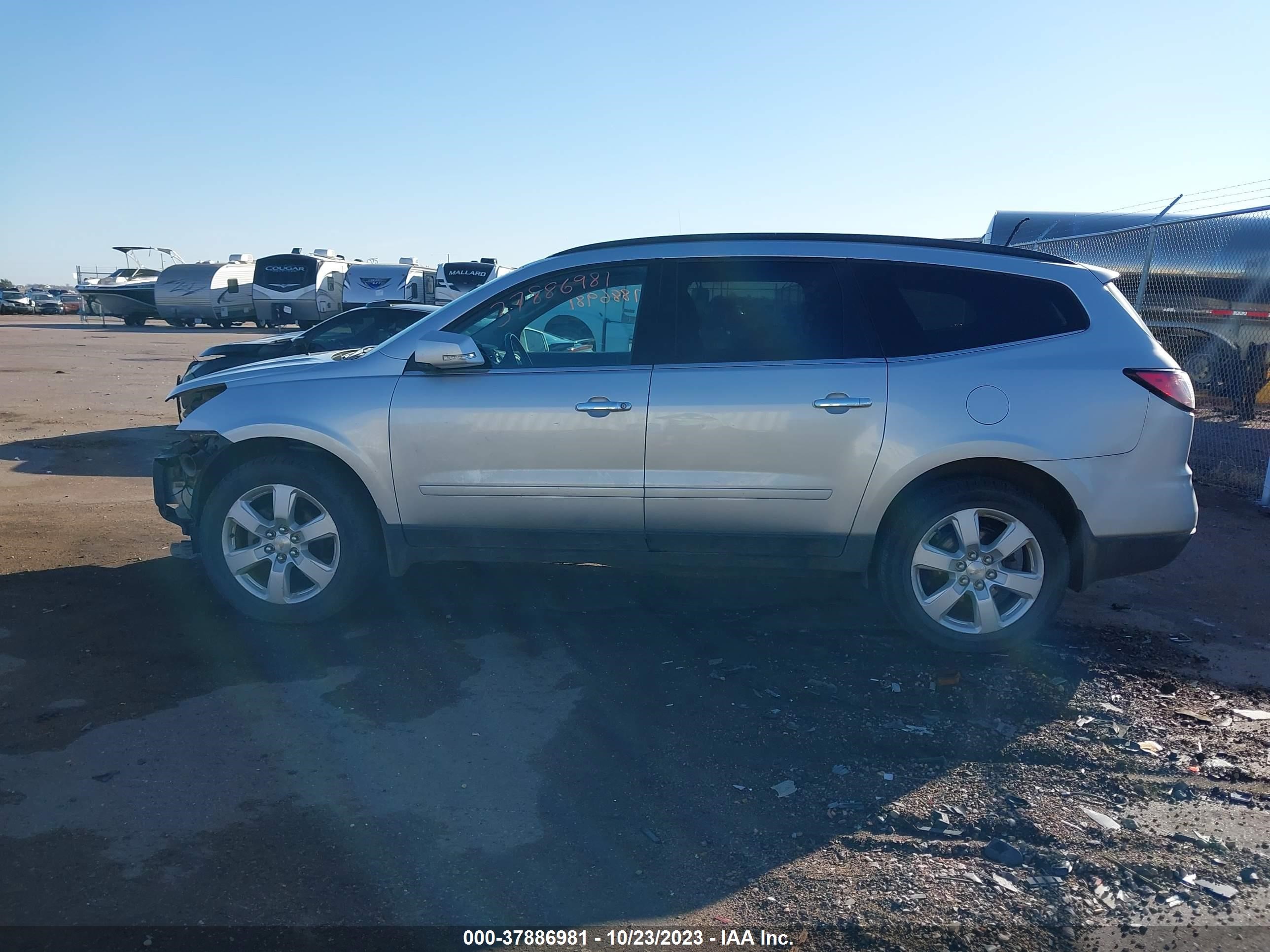 Photo 14 VIN: 1GNKVGKD7GJ225160 - CHEVROLET TRAVERSE 