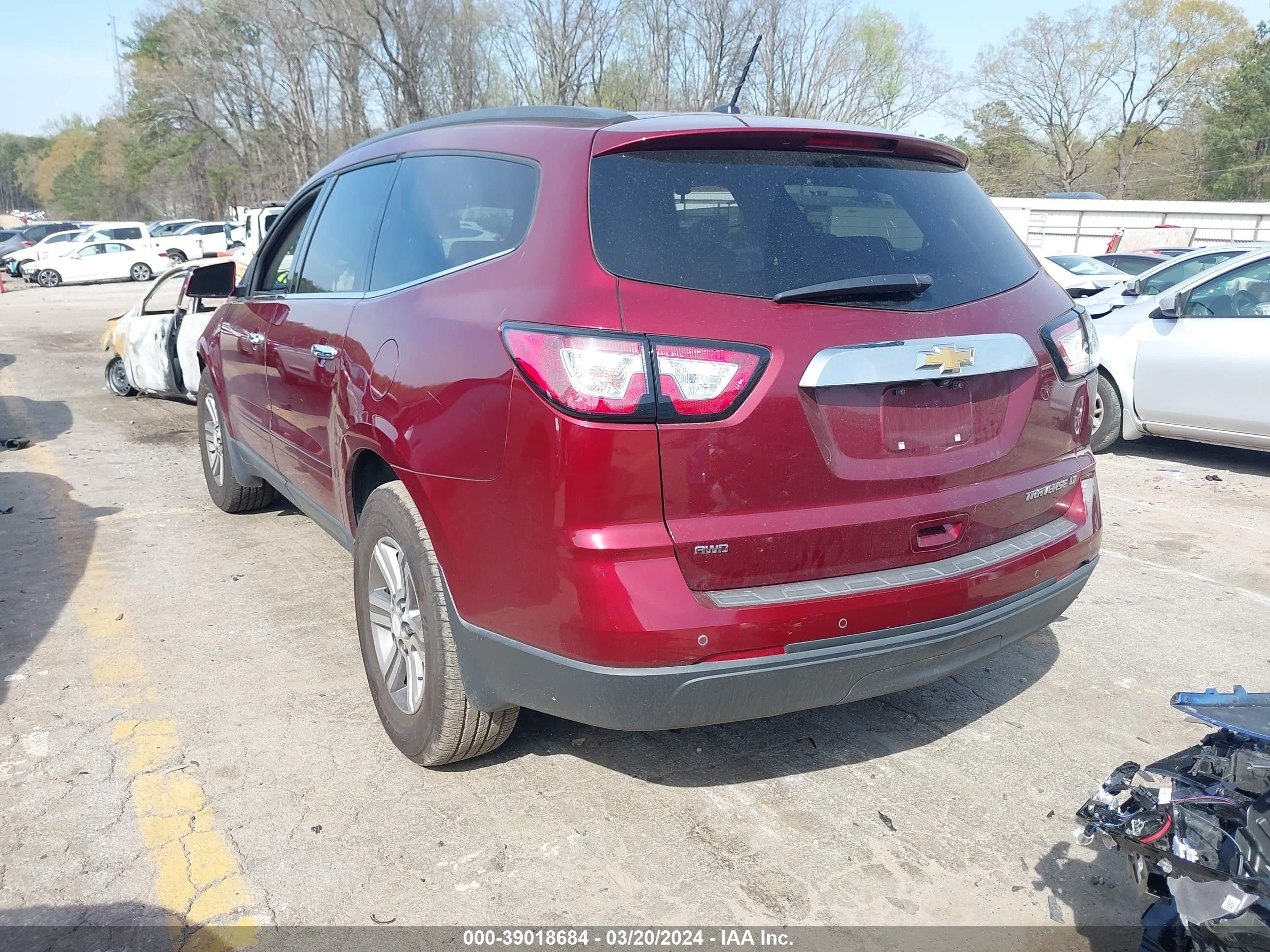 Photo 2 VIN: 1GNKVGKD8FJ281073 - CHEVROLET TRAVERSE 