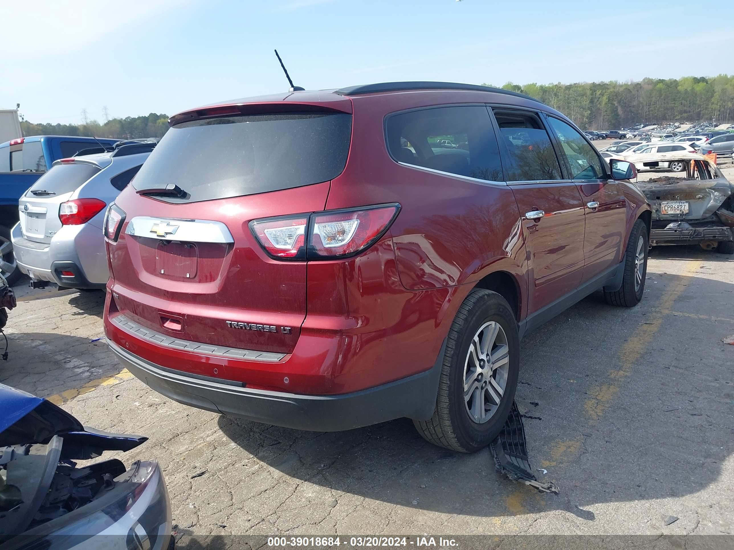 Photo 3 VIN: 1GNKVGKD8FJ281073 - CHEVROLET TRAVERSE 