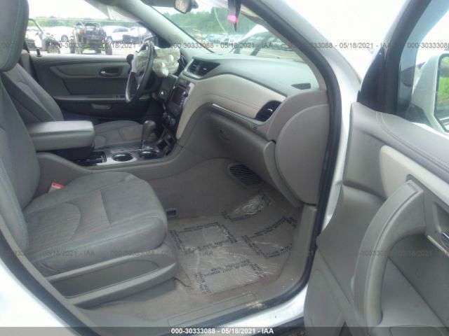 Photo 4 VIN: 1GNKVGKDXHJ142906 - CHEVROLET TRAVERSE 