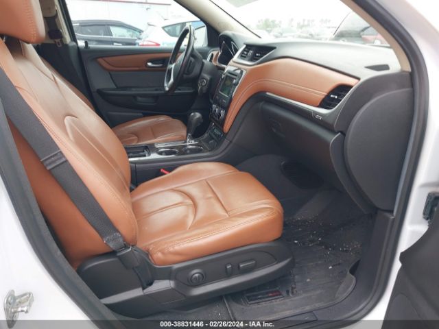 Photo 4 VIN: 1GNKVHKD0GJ175935 - CHEVROLET TRAVERSE 