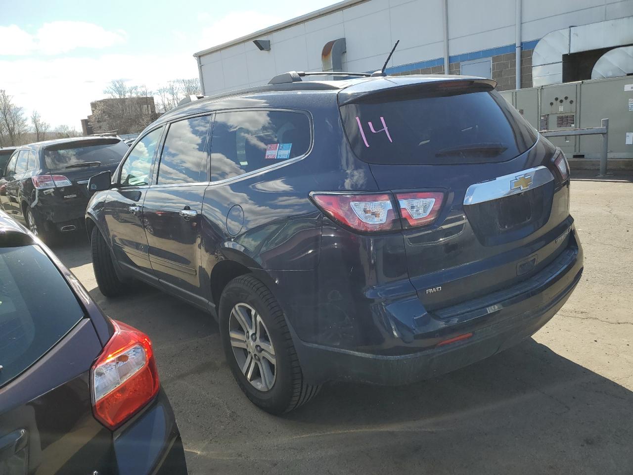 Photo 1 VIN: 1GNKVHKD1FJ244405 - CHEVROLET TRAVERSE 