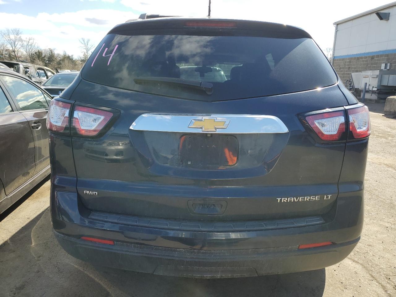 Photo 5 VIN: 1GNKVHKD1FJ244405 - CHEVROLET TRAVERSE 