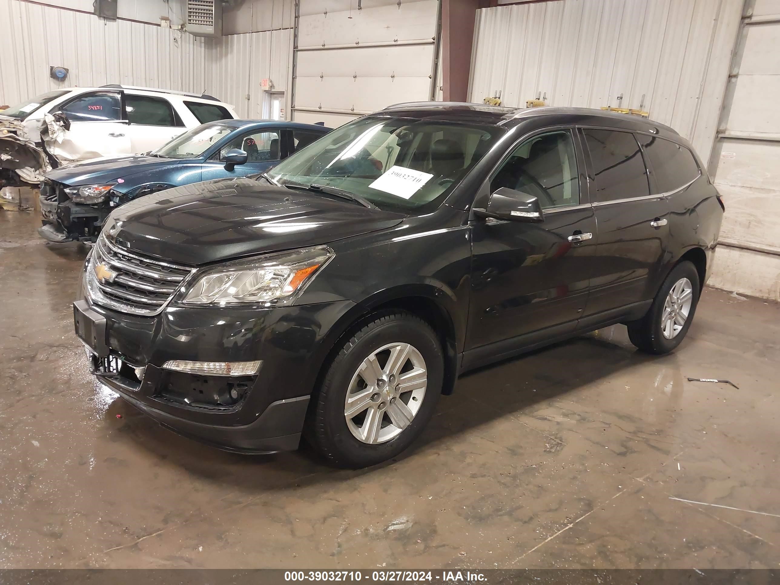 Photo 1 VIN: 1GNKVHKD2EJ110596 - CHEVROLET TRAVERSE 