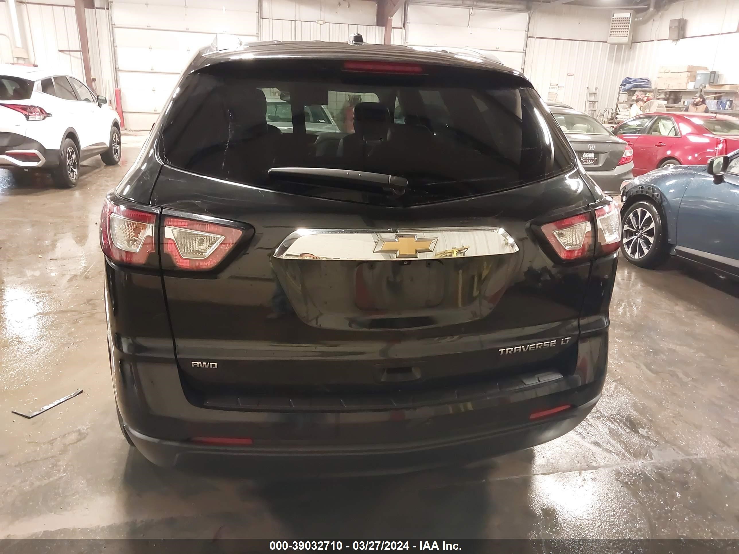 Photo 16 VIN: 1GNKVHKD2EJ110596 - CHEVROLET TRAVERSE 