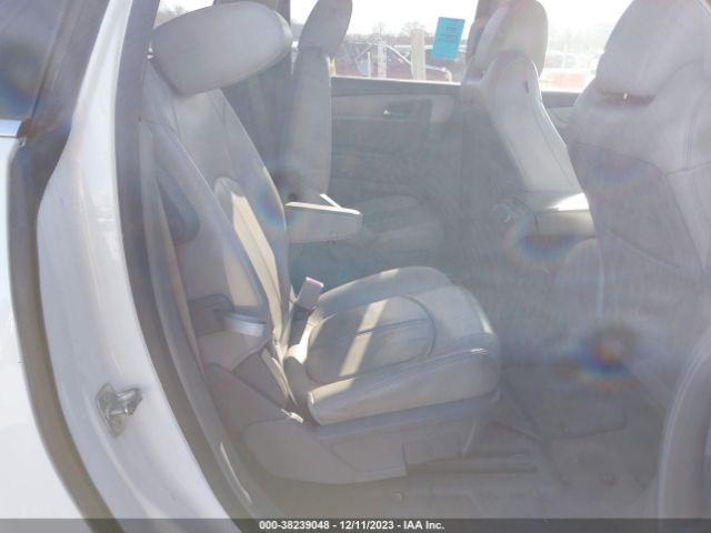 Photo 7 VIN: 1GNKVHKD2FJ229167 - CHEVROLET TRAVERSE 