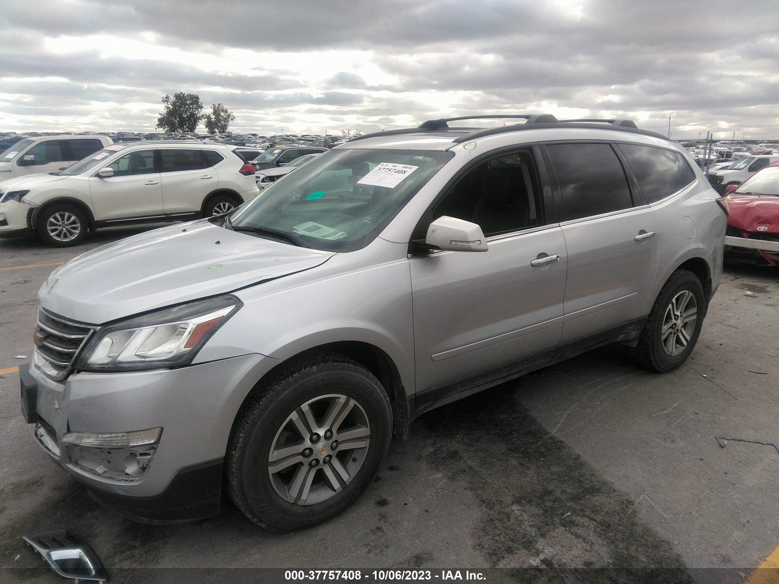 Photo 13 VIN: 1GNKVHKD2FJ313571 - CHEVROLET TRAVERSE 