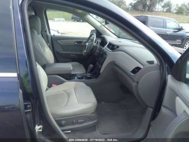 Photo 4 VIN: 1GNKVHKD2FJ369204 - CHEVROLET TRAVERSE 