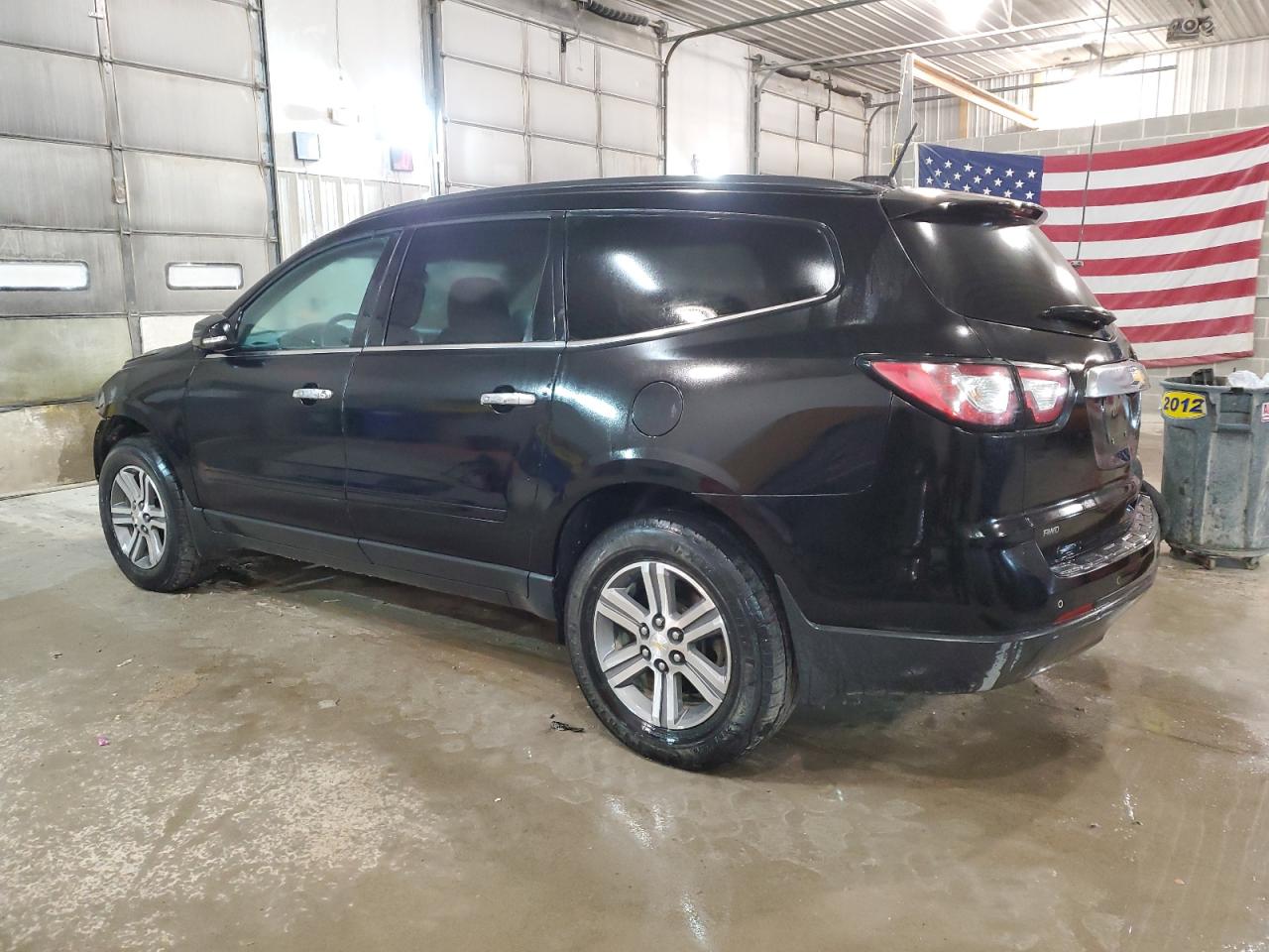 Photo 1 VIN: 1GNKVHKD2GJ124453 - CHEVROLET TRAVERSE 