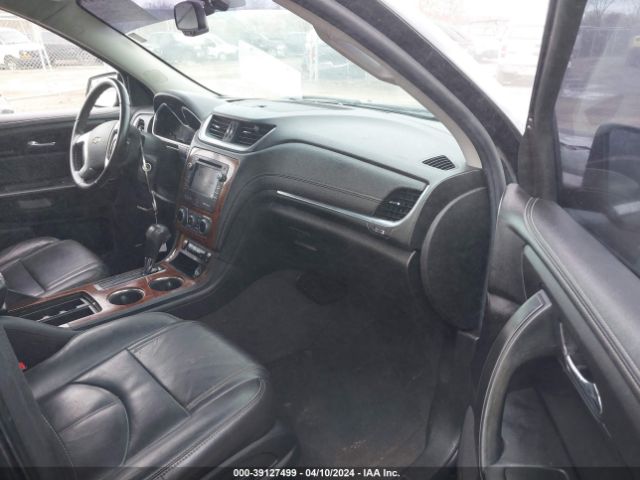 Photo 4 VIN: 1GNKVHKD5EJ261089 - CHEVROLET TRAVERSE 