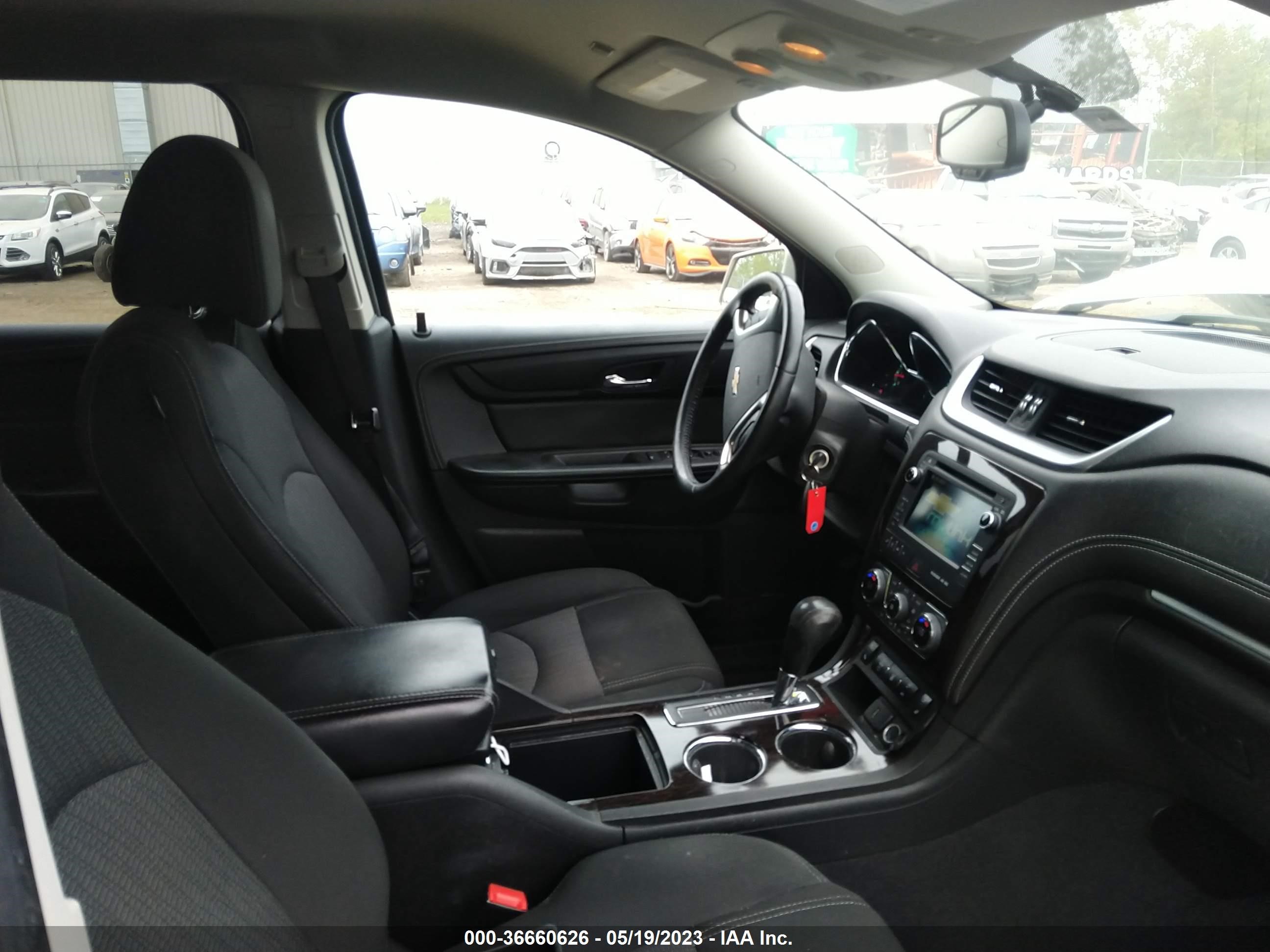 Photo 4 VIN: 1GNKVHKD5GJ176188 - CHEVROLET TRAVERSE 