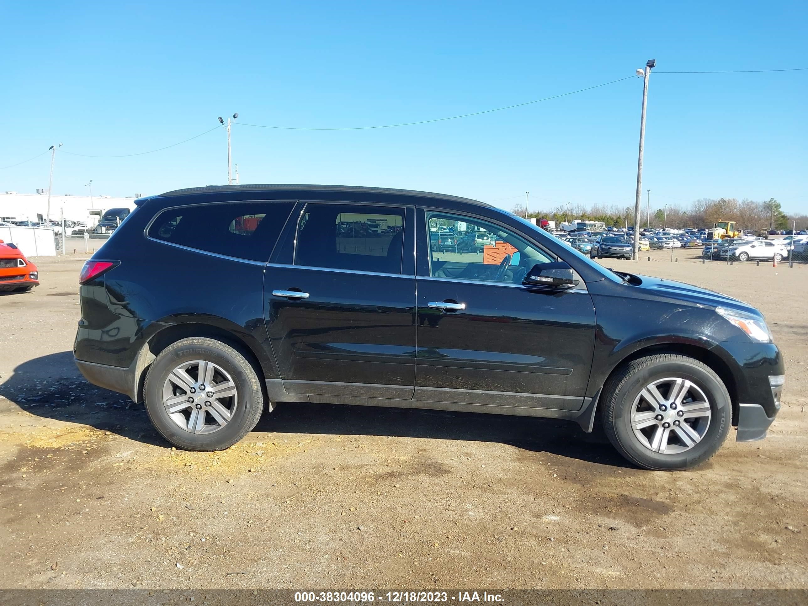 Photo 12 VIN: 1GNKVHKD5HJ283100 - CHEVROLET TRAVERSE 