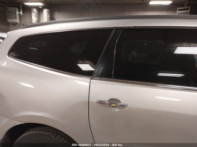 Photo 2 VIN: 1GNKVHKD7EJ291100 - CHEVROLET TRAVERSE 