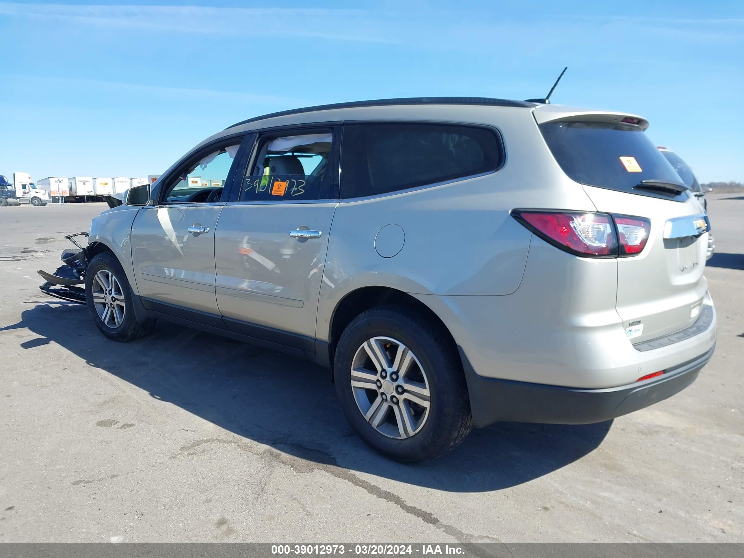 Photo 2 VIN: 1GNKVHKD8GJ276124 - CHEVROLET TRAVERSE 