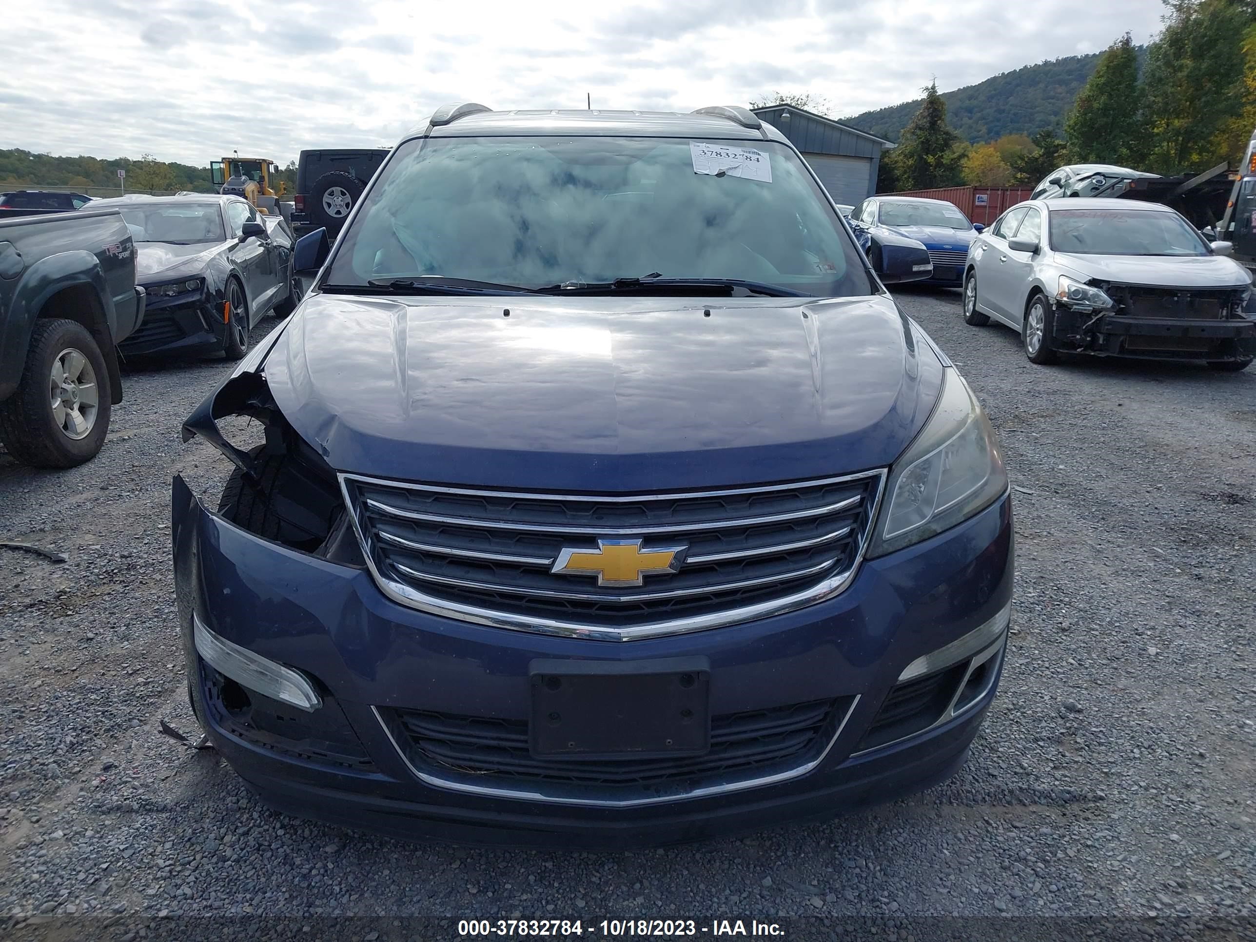 Photo 12 VIN: 1GNKVHKD9EJ215054 - CHEVROLET TRAVERSE 