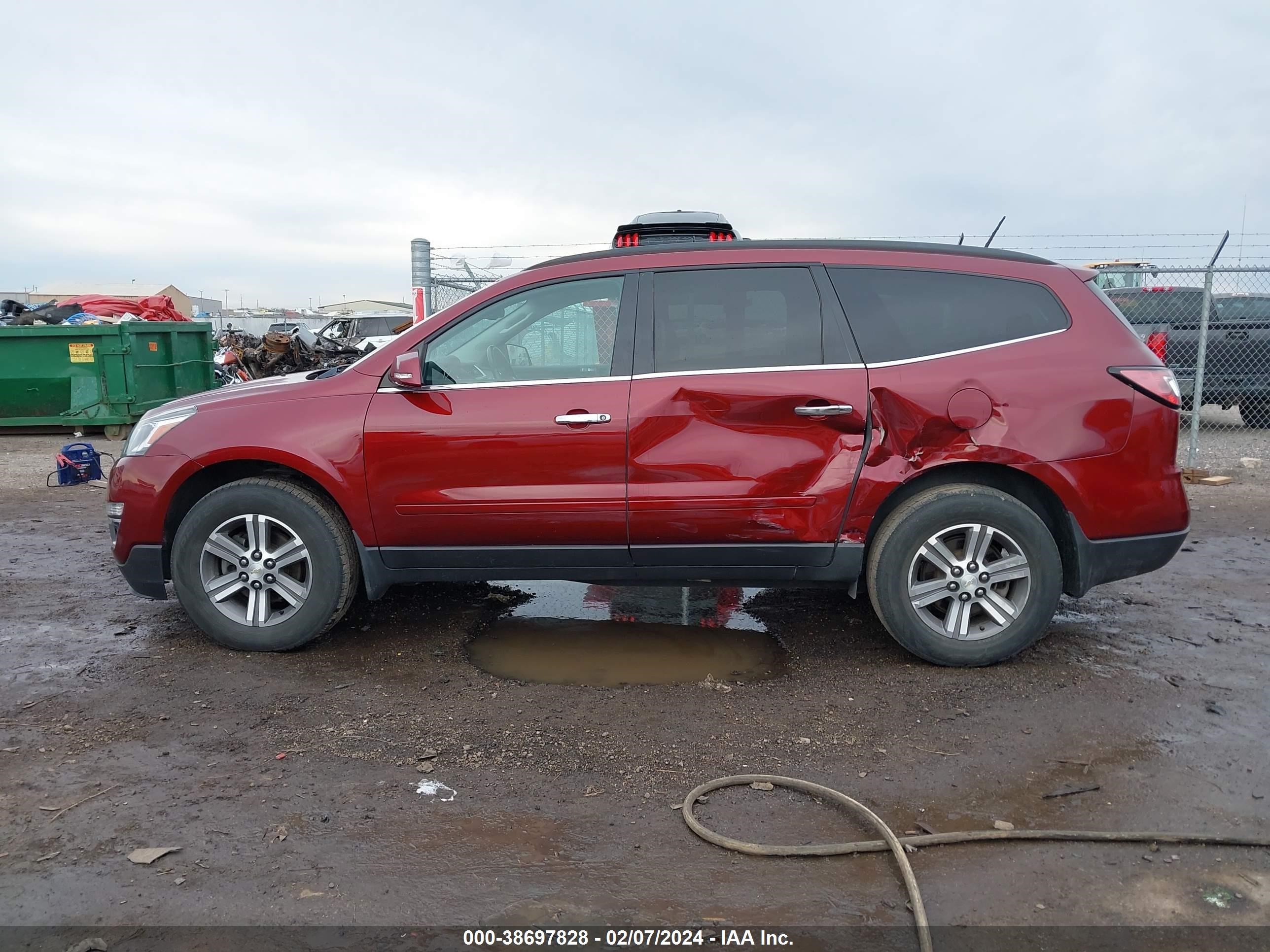 Photo 13 VIN: 1GNKVHKDXHJ263408 - CHEVROLET TRAVERSE 