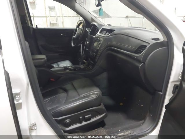 Photo 4 VIN: 1GNKVHKDXHJ334218 - CHEVROLET TRAVERSE 