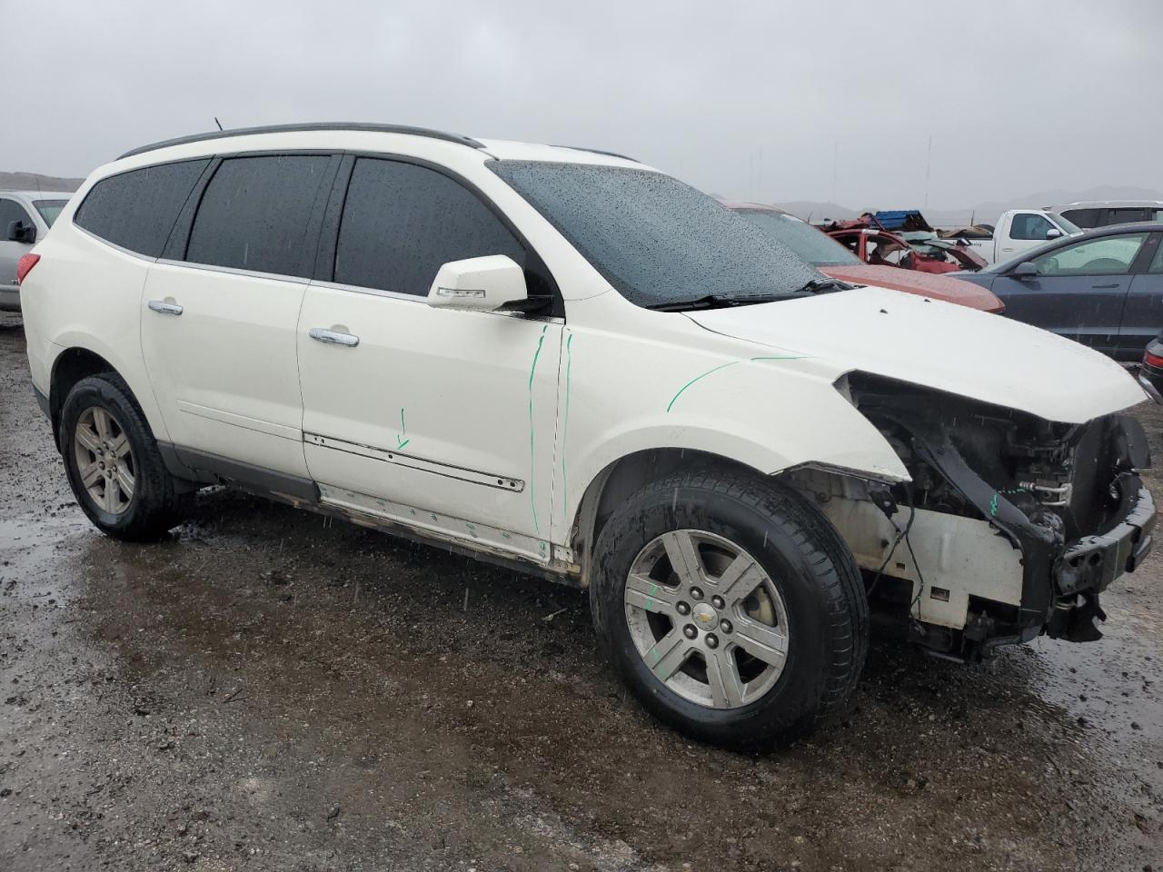 Photo 3 VIN: 1GNKVJED2BJ177133 - CHEVROLET TRAVERSE 