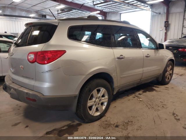 Photo 3 VIN: 1GNKVJED4BJ295250 - CHEVROLET TRAVERSE 