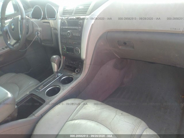 Photo 4 VIN: 1GNKVJED4BJ355222 - CHEVROLET TRAVERSE 