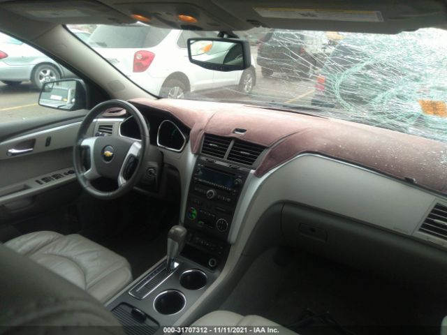 Photo 4 VIN: 1GNKVJED5BJ279784 - CHEVROLET TRAVERSE 