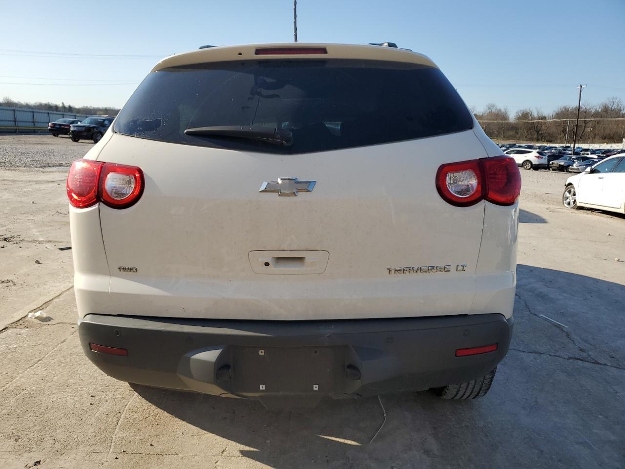 Photo 5 VIN: 1GNKVJED6BJ213728 - CHEVROLET TRAVERSE 