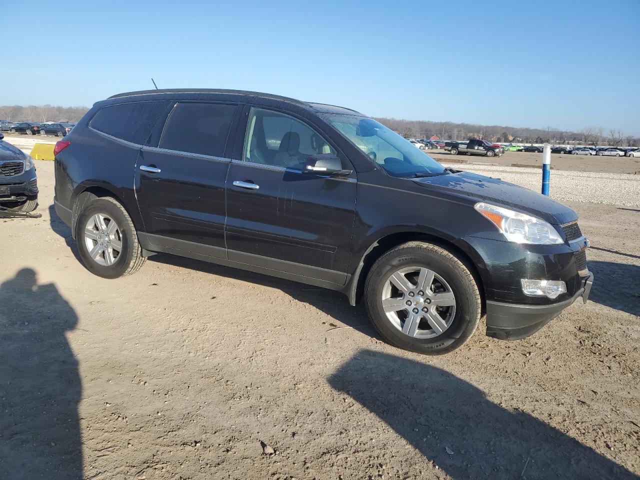 Photo 3 VIN: 1GNKVJED6BJ278742 - CHEVROLET TRAVERSE 