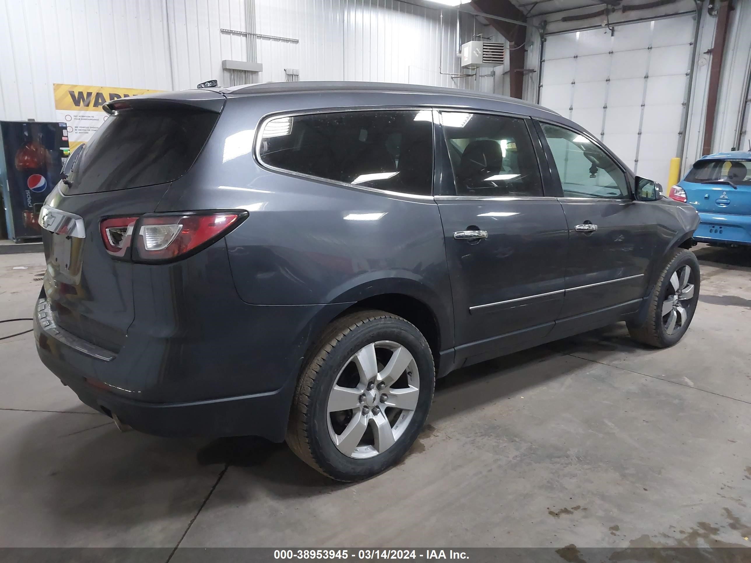 Photo 3 VIN: 1GNKVJKD1EJ145508 - CHEVROLET TRAVERSE 