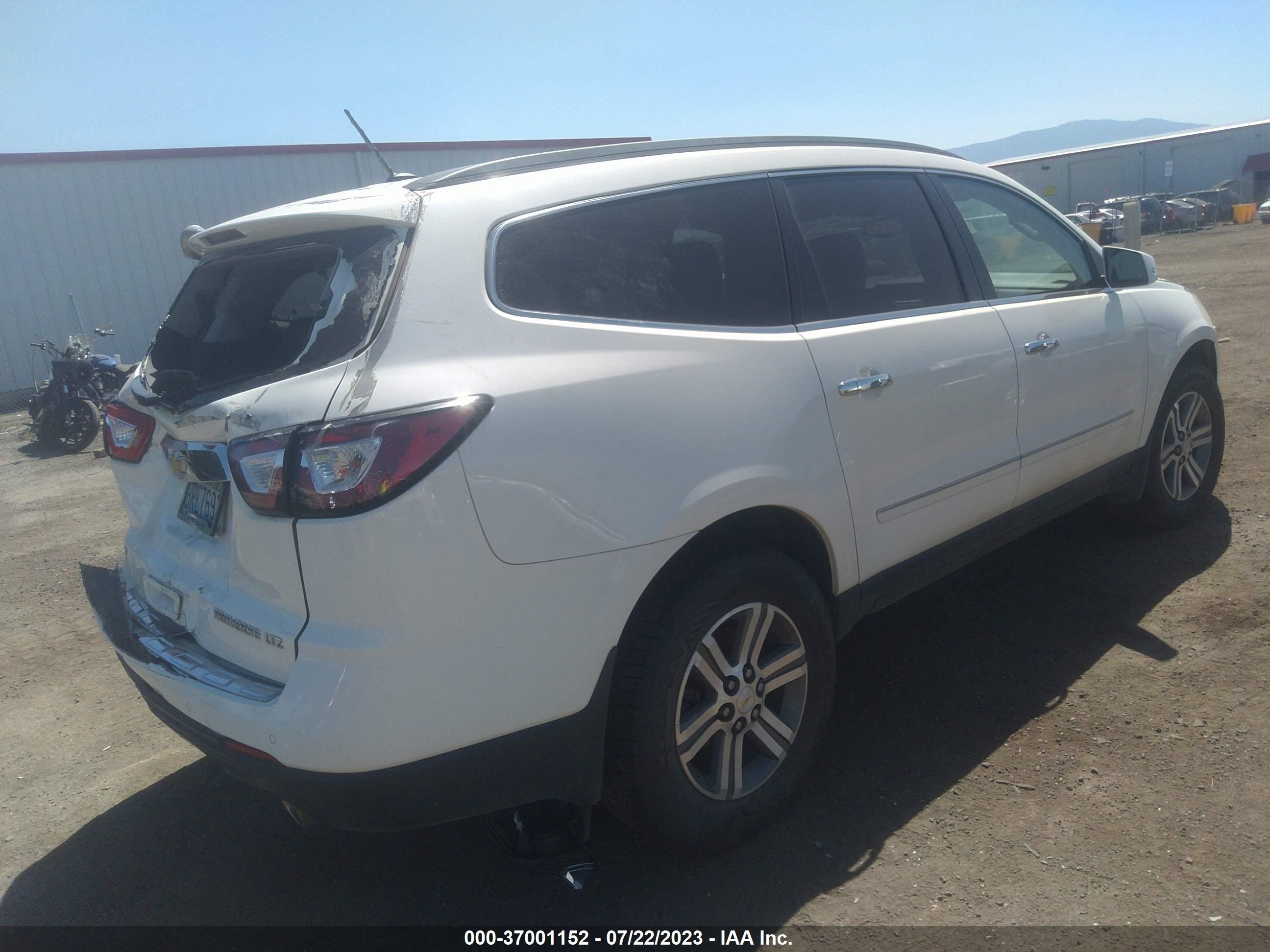 Photo 3 VIN: 1GNKVJKD3FJ134611 - CHEVROLET TRAVERSE 