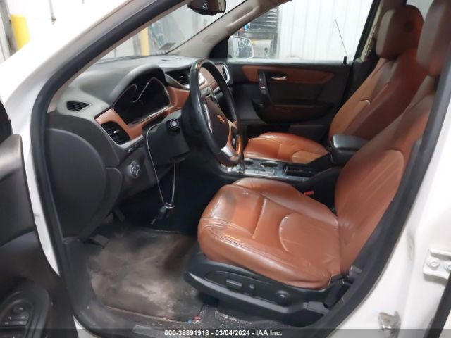 Photo 4 VIN: 1GNKVJKD3FJ313442 - CHEVROLET TRAVERSE 