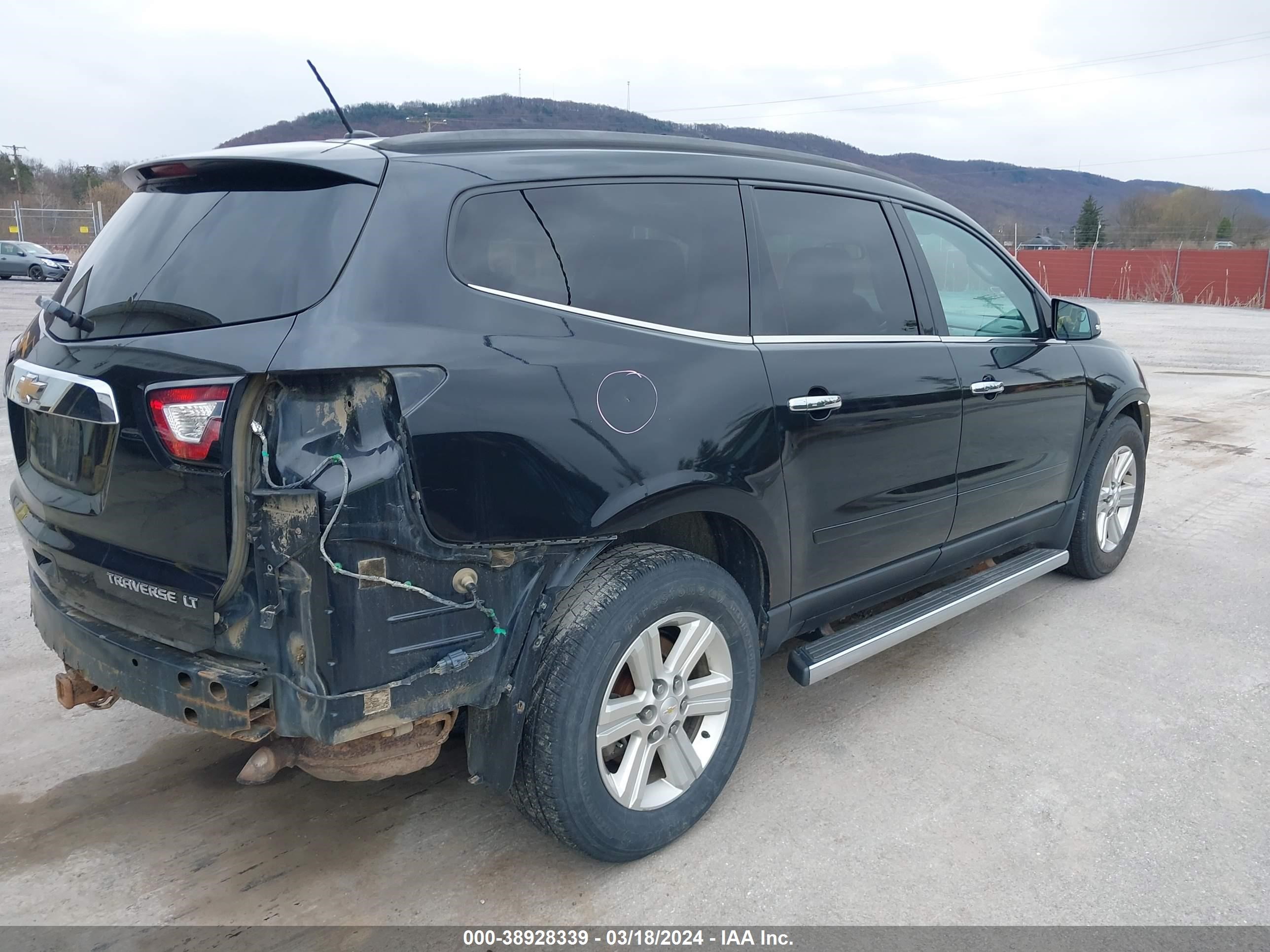 Photo 3 VIN: 1GNKVJKD5DJ149673 - CHEVROLET TRAVERSE 