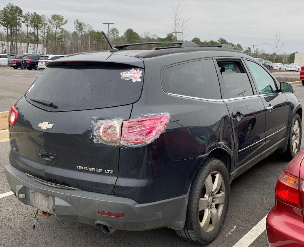 Photo 3 VIN: 1GNKVLED0BJ214370 - CHEVROLET TRAVERSE 