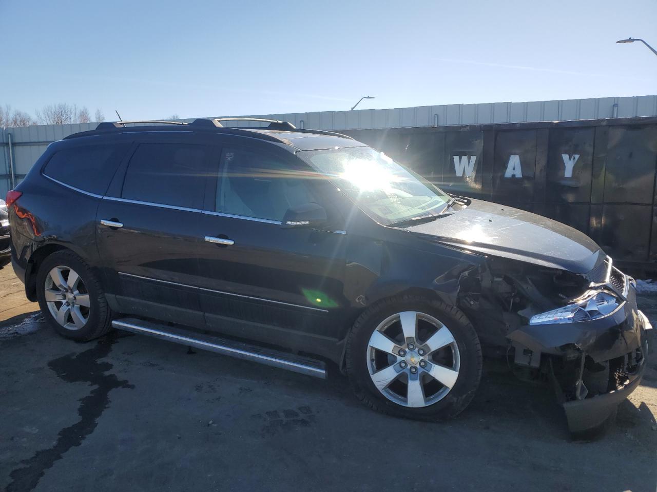 Photo 3 VIN: 1GNKVLED2CJ399765 - CHEVROLET TRAVERSE 